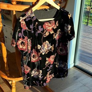 Vero Moda Black Floral Velvet Blouse